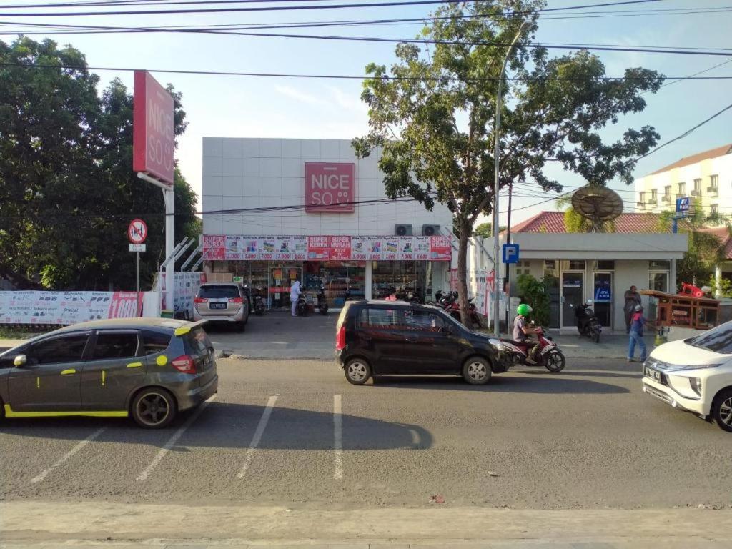 Hotel Syariah Tremigo Guesthouse Cirebon Exterior foto